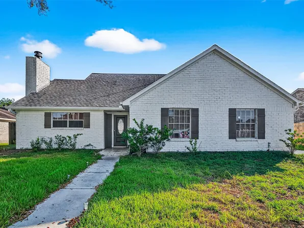 12818 Huntington Field Dr, Houston, TX 77099