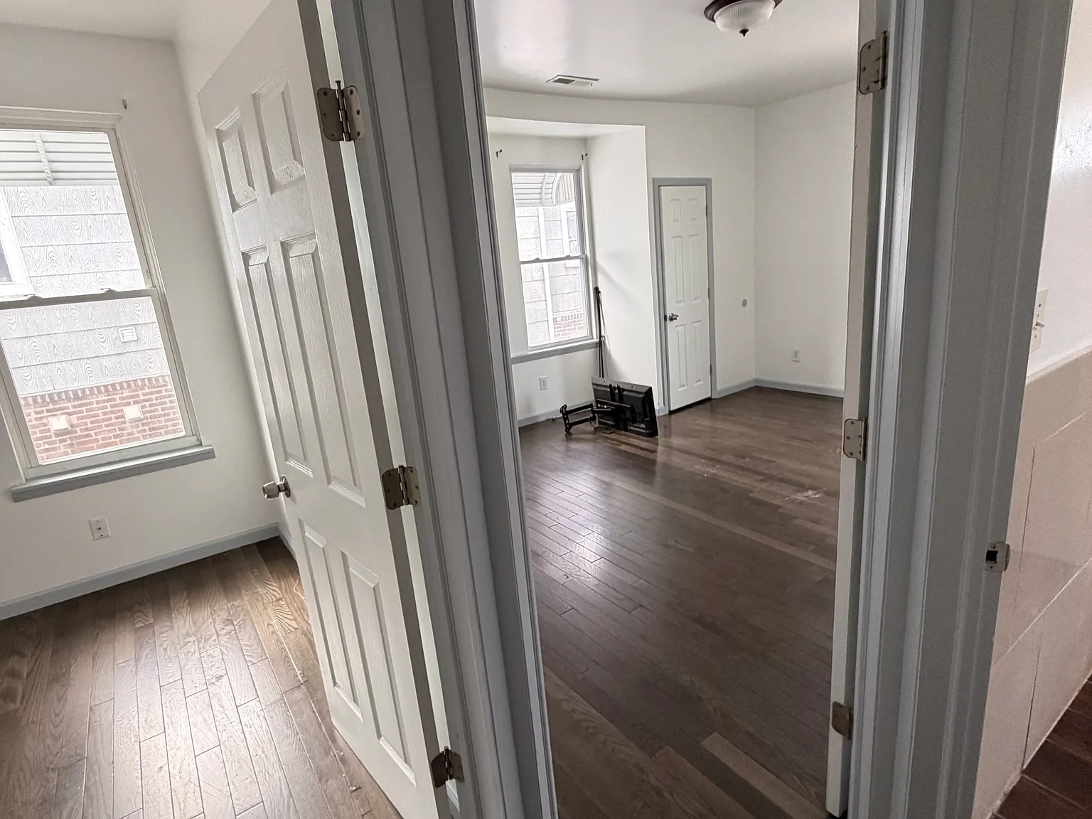 3 bed, 1.5 bath, 1100 sqft, $1,500 — Photo 4