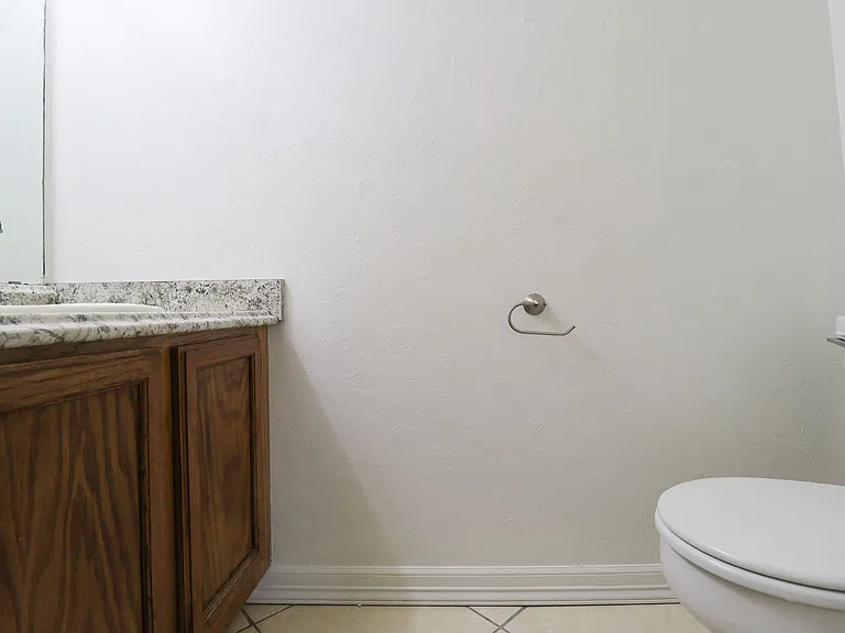 2433 E 87th St #282 — Photo 12