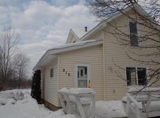 215 N Benton St, Cheboygan, MI 49721