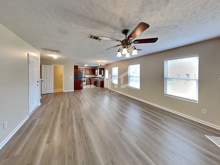 3404 Boxelder Way — Photo 4