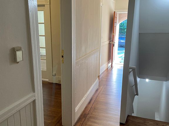 3rd image of 306 Anza St