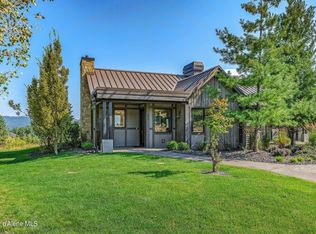 6951 W Chardonnay Ln, Coeur D Alene, ID 83814