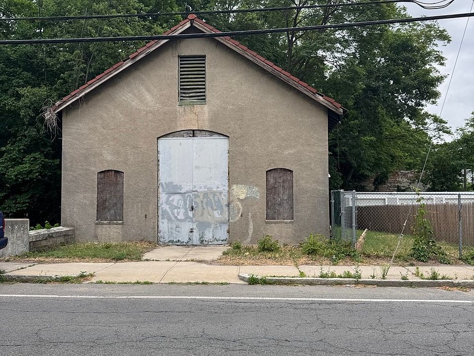 1st image of 138 Perkins Ave