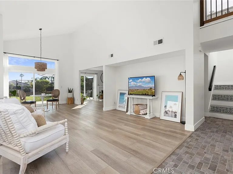 28765 Calle Vis — Photo 17