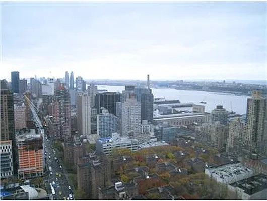 Sold by Douglas Elliman | media 7