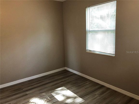 3rd image of 7121 Onyx Dr N