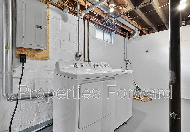 3127 Thomas Ave — Photo 30