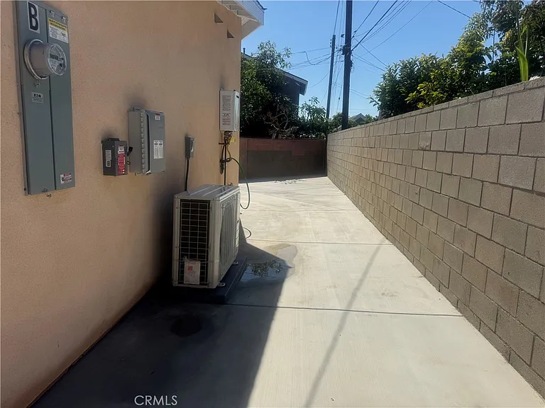7661 El Rovia — Photo 34