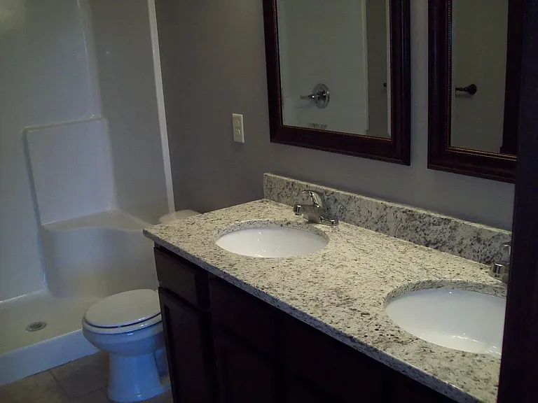 5346 N Cypress St — Photo 5