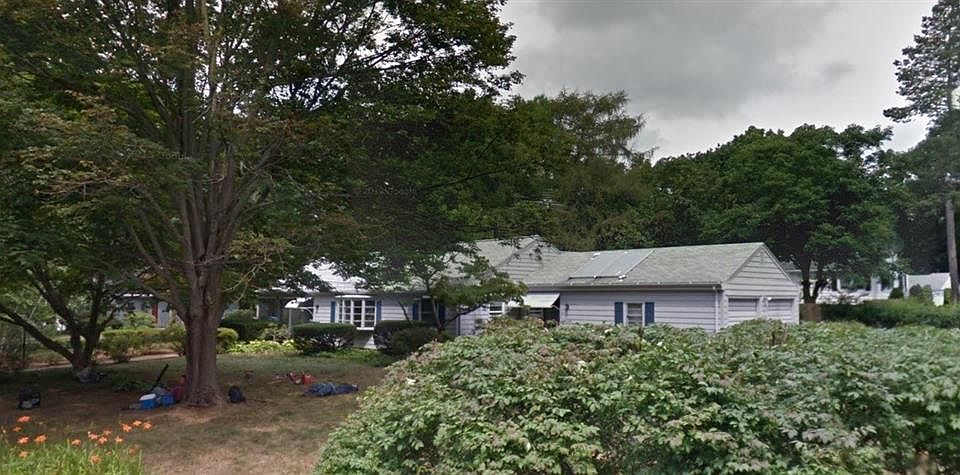 1st image of 5 Harwood Rd