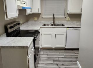 1502C Christy Dr, Springdale, AR 72764