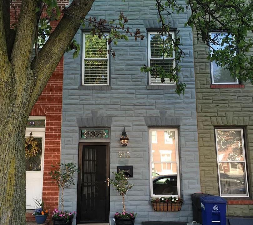 1st image of 912 S Conkling St