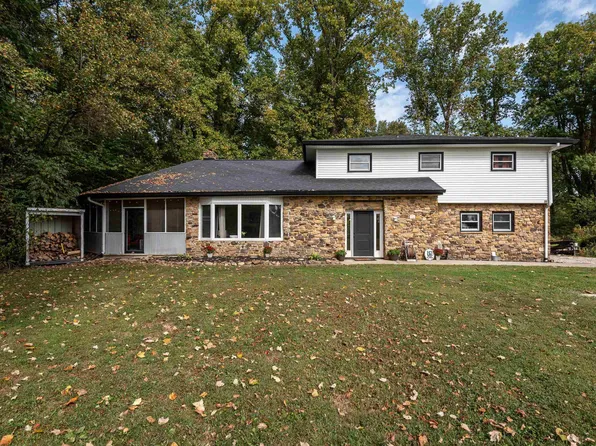 8202 W Chafin Chapel Rd, Ellettsville, IN 47429