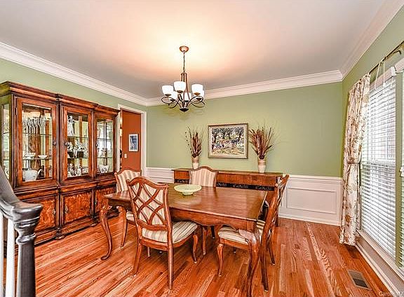 5th image of 7903 Wilby Hollow Dr