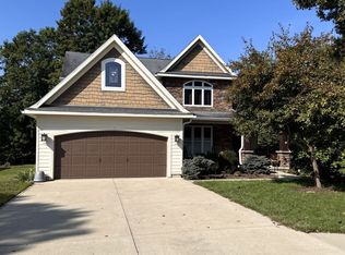 27 Walnut Ct, Athens, OH 45701
