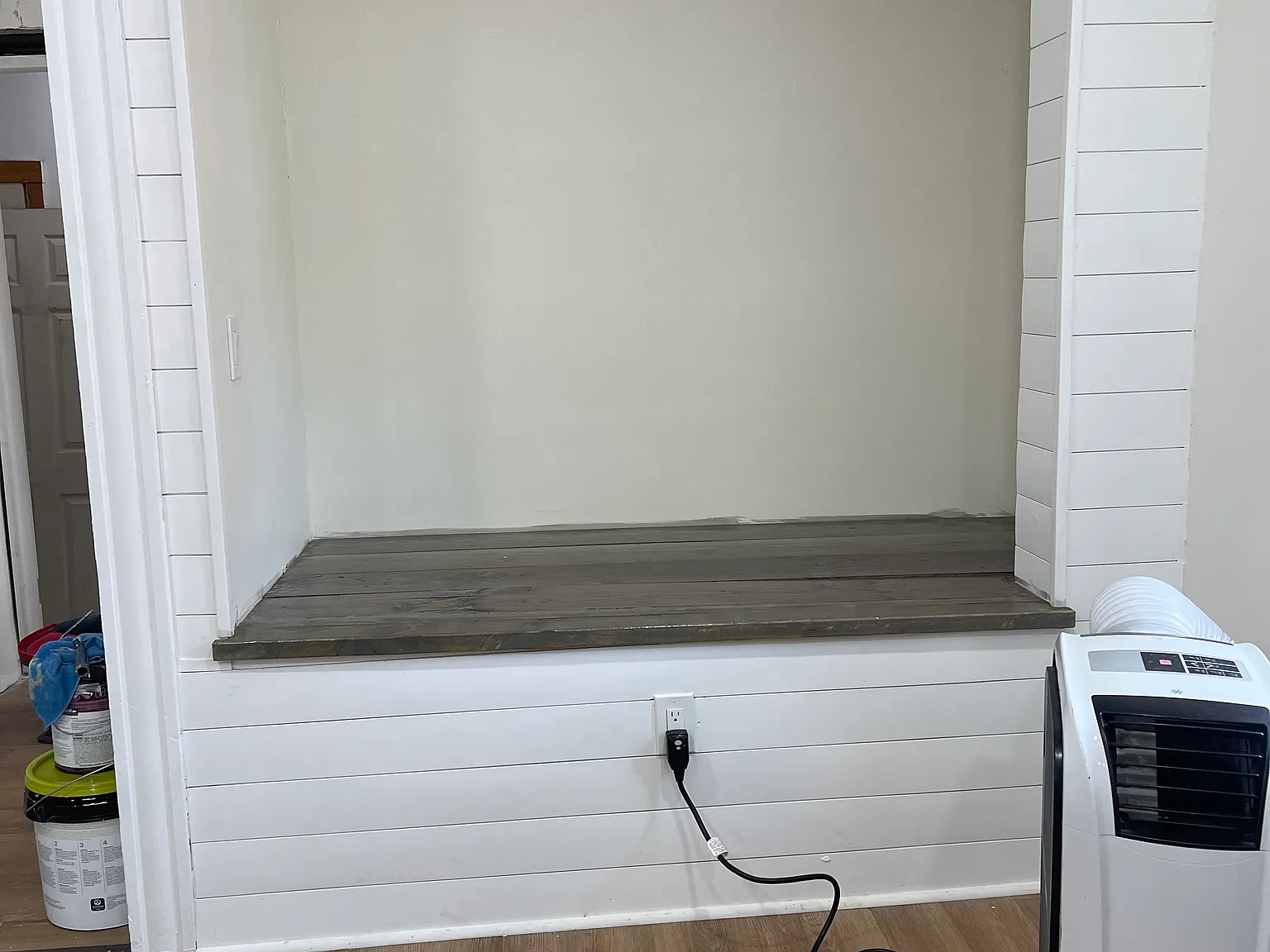 3 bed, 1000 sqft, $2,000 — Photo 2