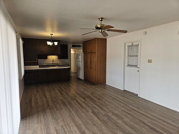 4th image of 7014 E Moreland St