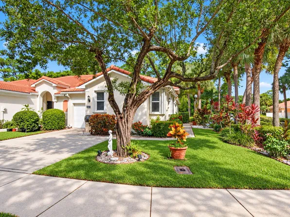 5021 S La Sedona Circle, Delray Beach, FL 33484