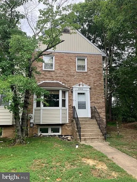 22416 Greenview Ct