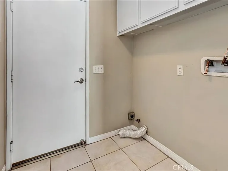63 Carlsbad Ln — Photo 15