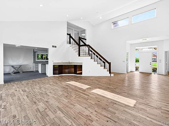 5th image of 30779 Country Ridge Cir