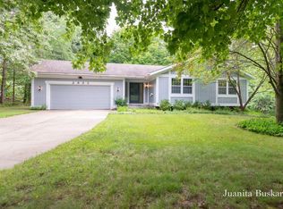 2853 Buttrick Ave SE, Ada, MI 49301