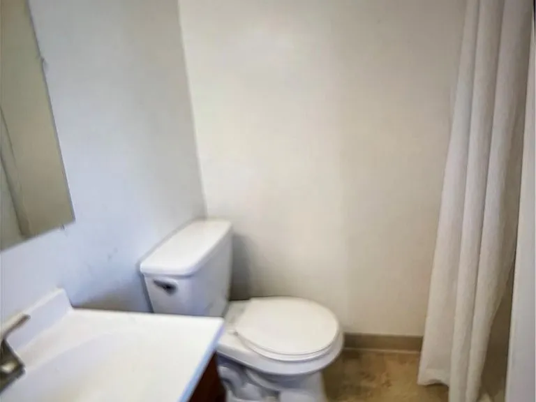 10960 Campus St #7 — Photo 5