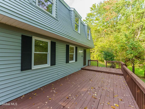 883 Jefferson Hill Road, Nassau, NY 12123