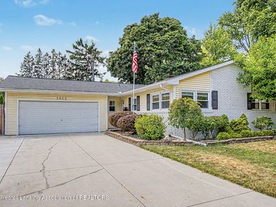 2602 Bedford Rd, Lansing, MI, 48911