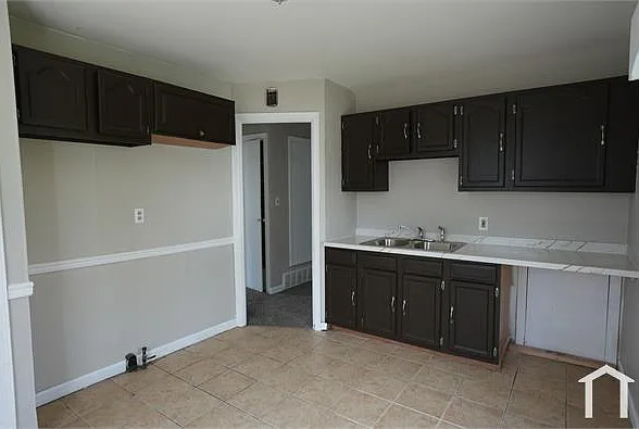 16401 Lotus Dr — Photo 8