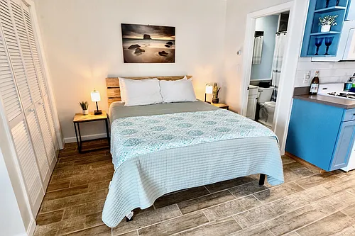 933 Ocean Blvd #9 Photo 1