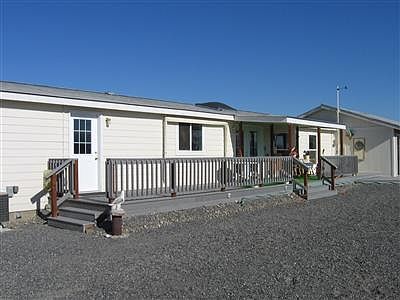 2nd image of 858 Desert Aire Dr SW
