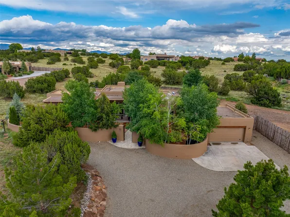 6 Sendero De La Vida, Santa Fe, NM 87506