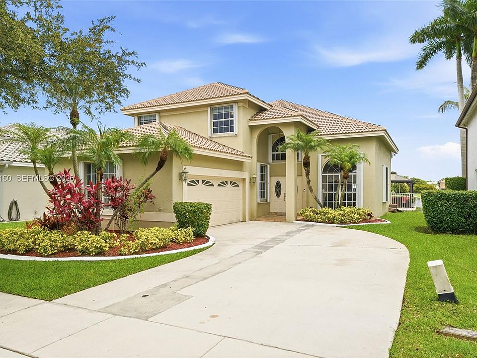 1st image of 18443 NW 13th St