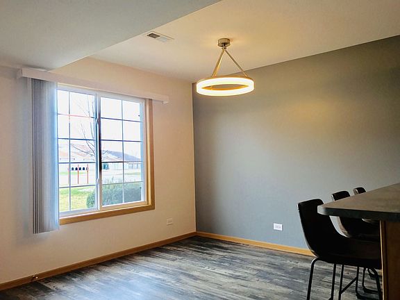 5th image of 1440 Wingo Turn APT 3