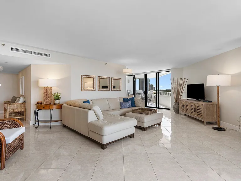 5080 N Ocean Dr #6C — Photo 5