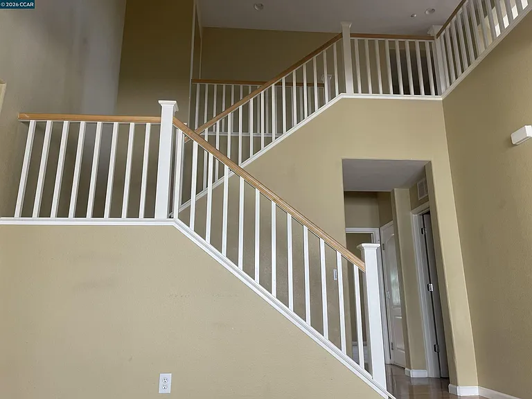 2683 Presidio Dr — Photo 6