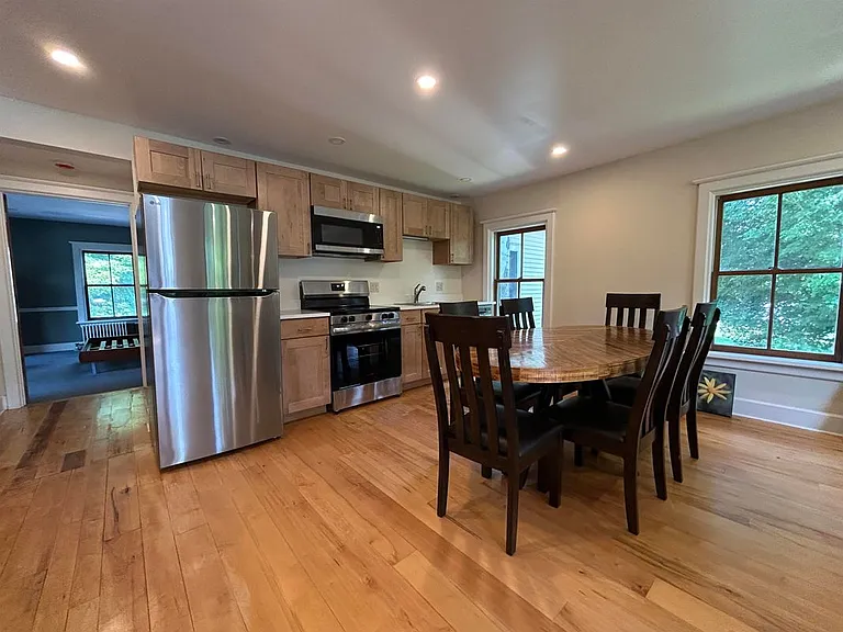 5138 Main St — Photo 3