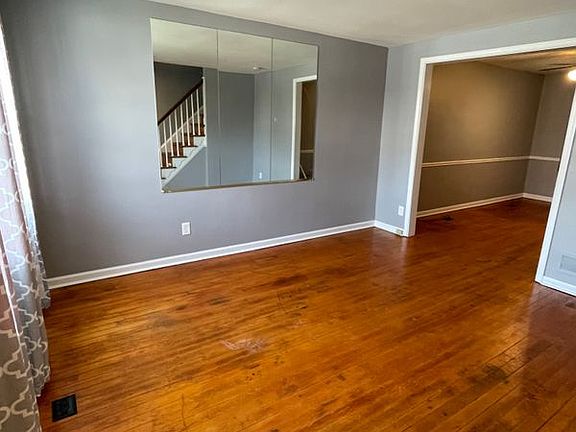 4th image of 5204 Craig Ave