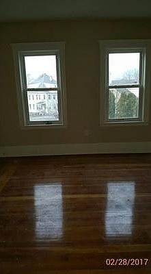 5th image of 23 Harrington Ave #2