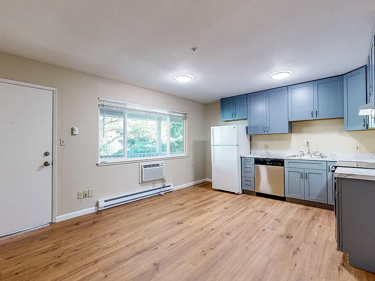 791 E Cotati Ave — Photo 6