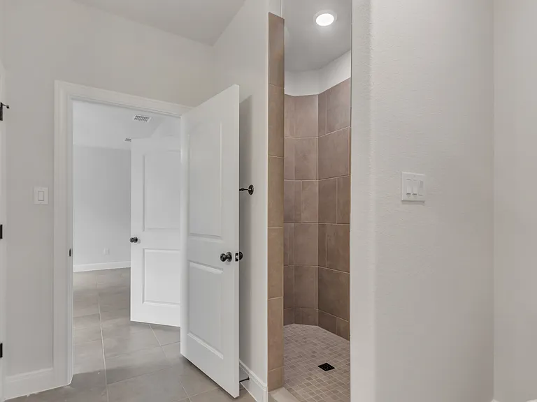 600 Park Cir — Photo 25