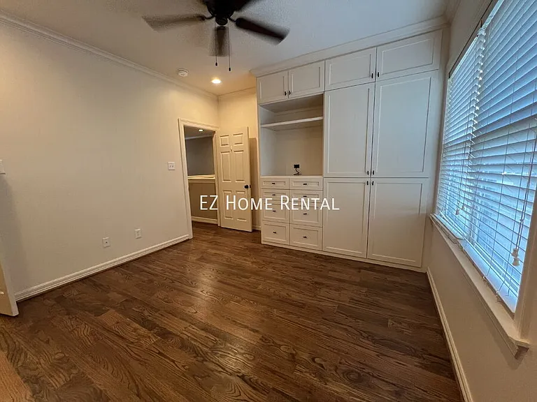1014 Roxella St — Photo 16