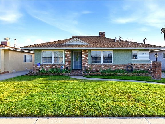 2nd image of 3964 Palm Ave
