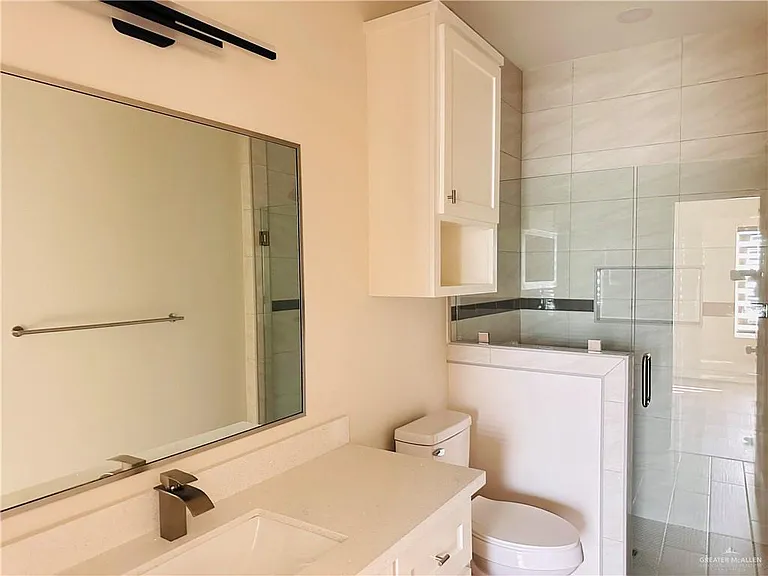3421 S Kerala Ave #D — Photo 12