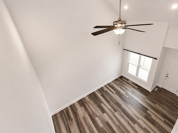 4th image of 1828 S Creekside Ct