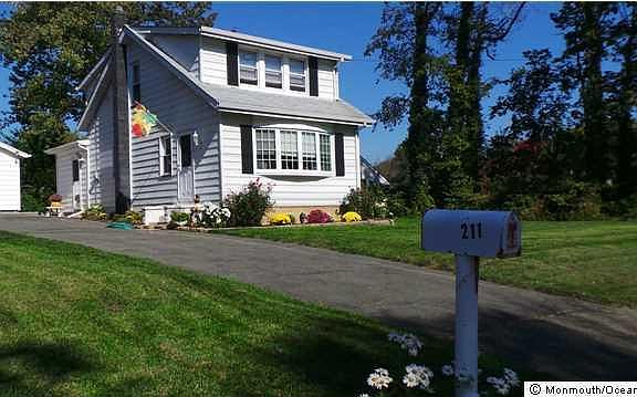 5th image of 211 Lakewood Rd