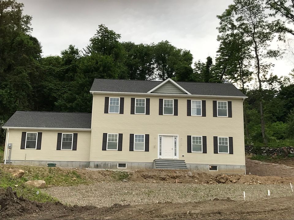 1st image of 3186 Strang Blvd