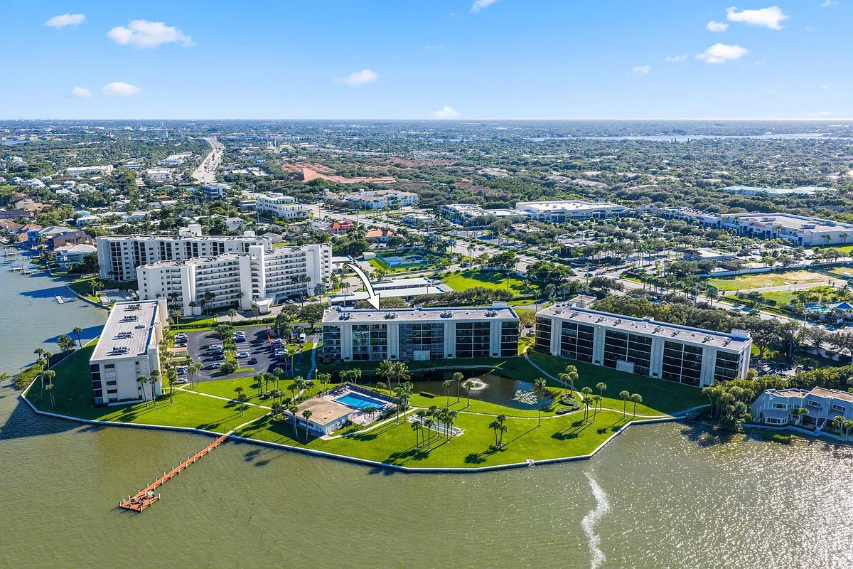 Building Photo - 200 Intracoastal Pl #206